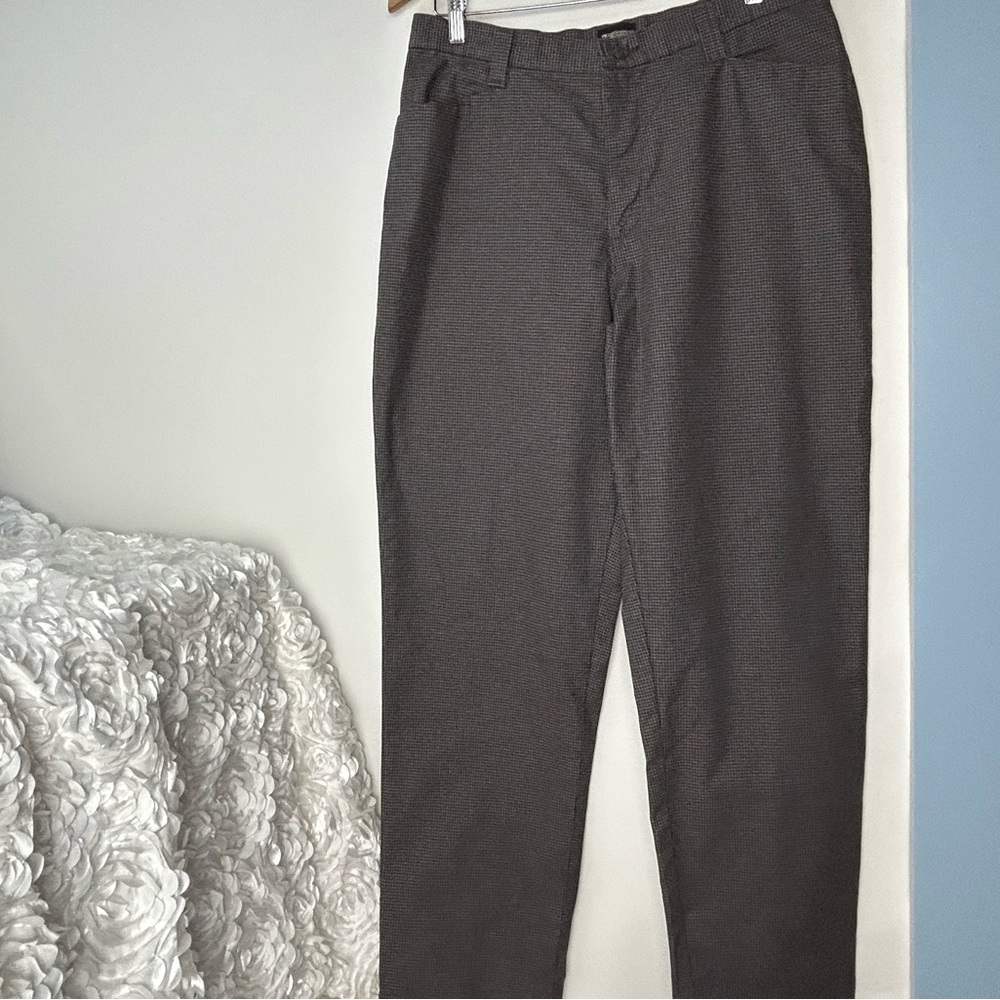 Lee Khakis Performance Gray Herringbone Tweed Pants 16M